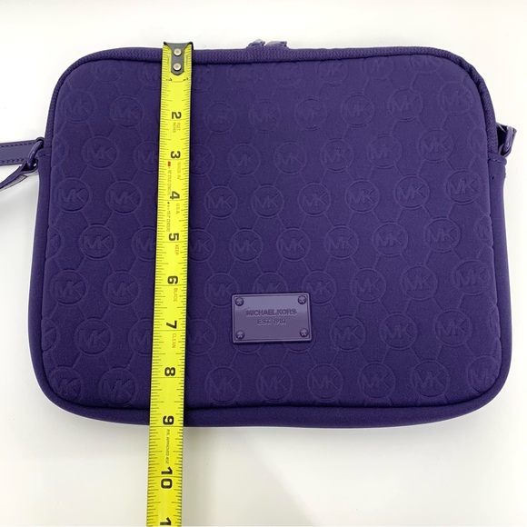 Michael Kors Purple Embossed Soft Neoprene iPad Tablet Crossbody Purse Case Nwot - Picture 14 of 16